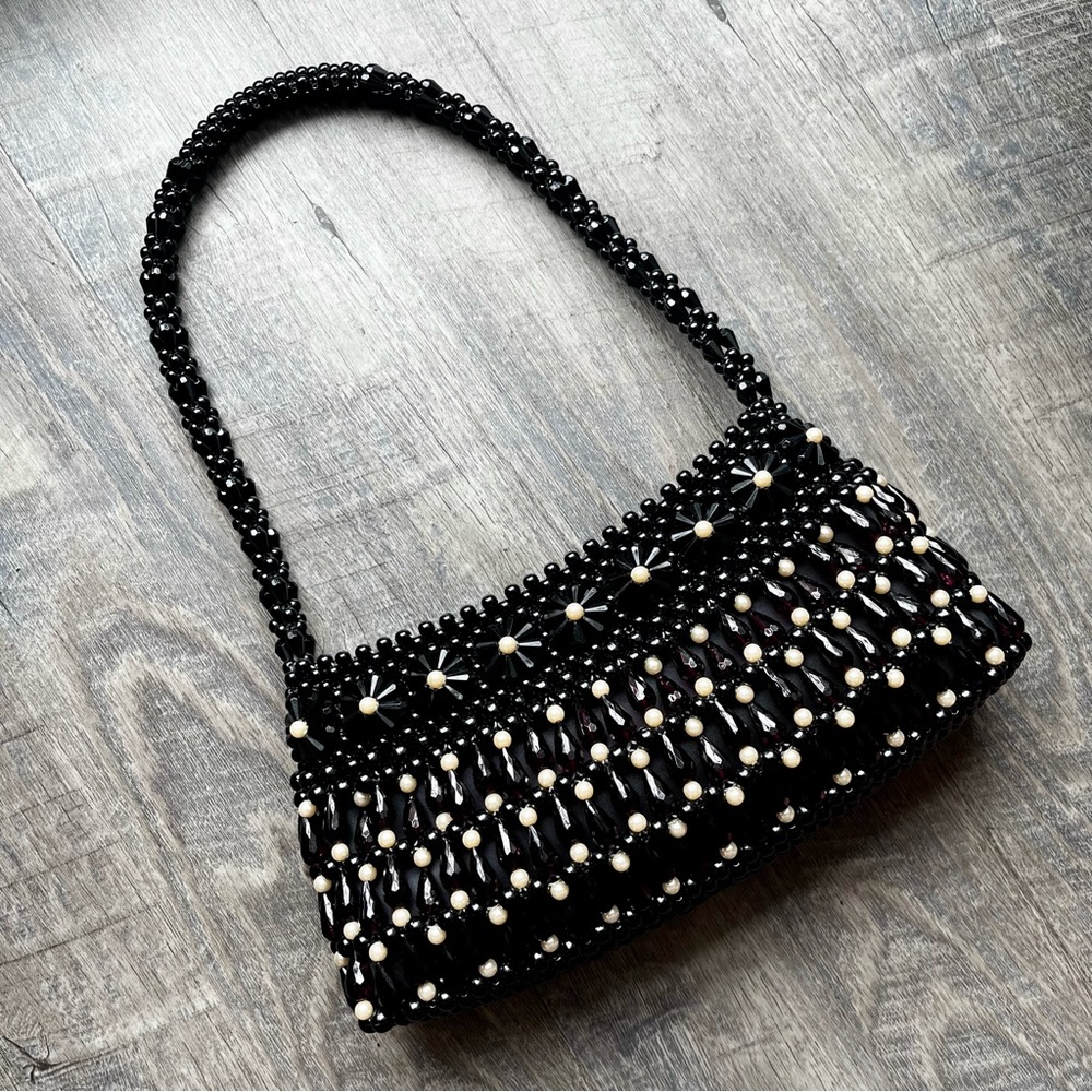 Handmade Beaded Classic Structure Shoulder Mini Bag